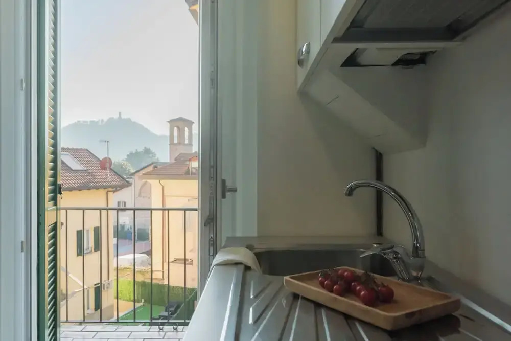 Zezio 44 by Rent all Como