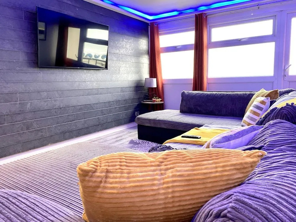 Kennedy House by Blackpool Service Apartments