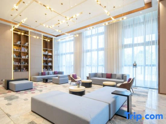 Lavande Hotel (Cangzhou Jiuhe East Road Development Zone Management Committee)