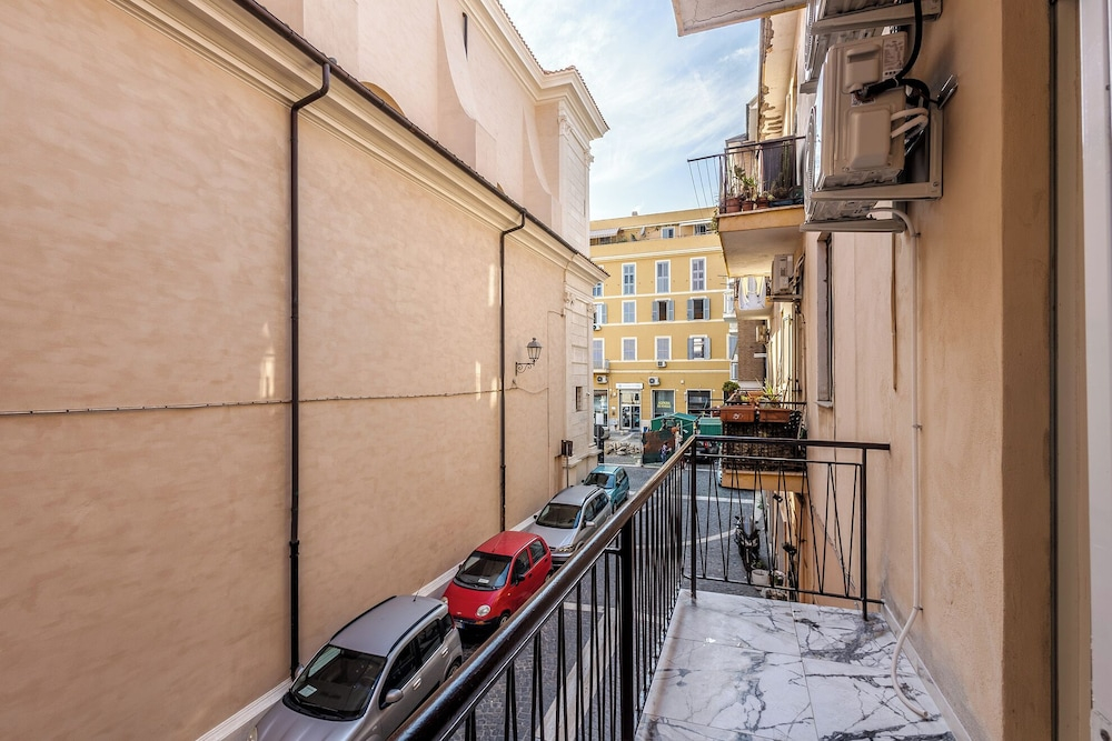 Zara Suite Apartment
