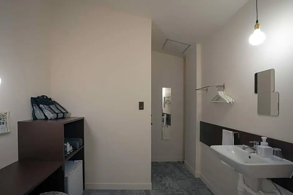Hotel Trim