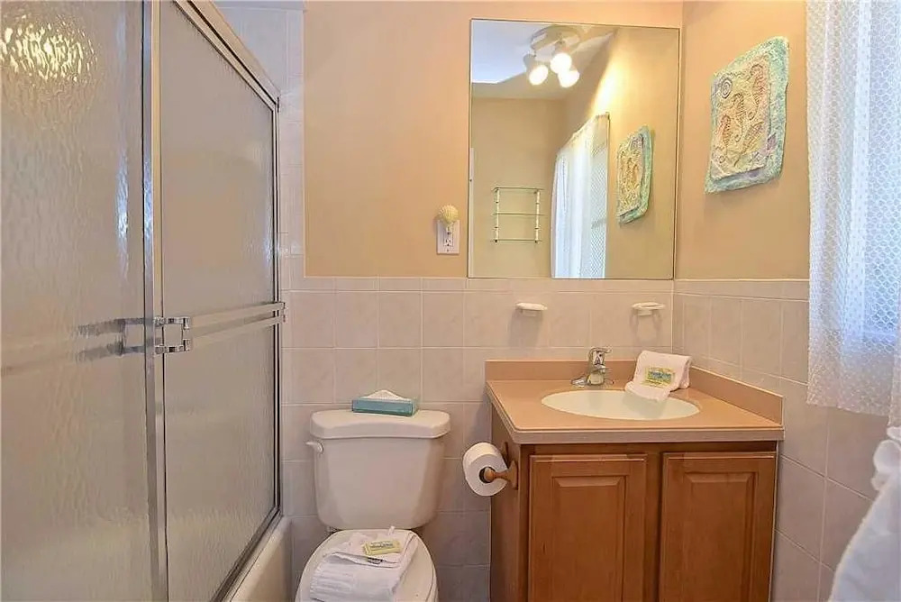 Jamaica Royale 101 - Two Bedroom Condo