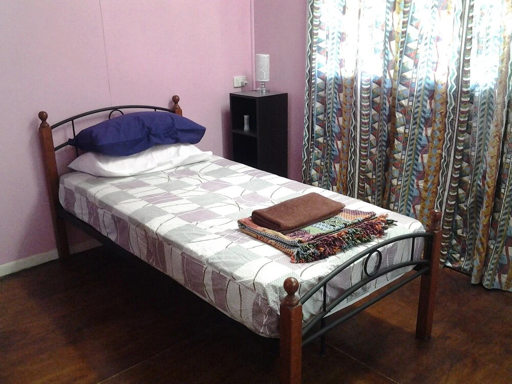 Airport Homestay