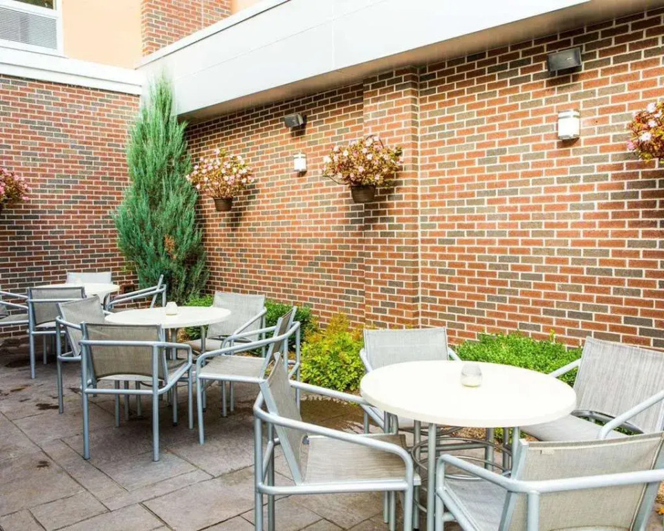 Cambria Suites Traverse City