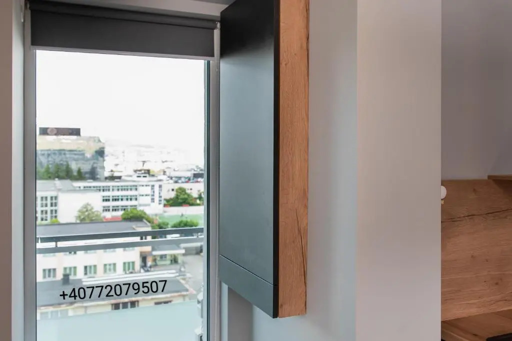 Eriss Studio Suite - OZone building apartment