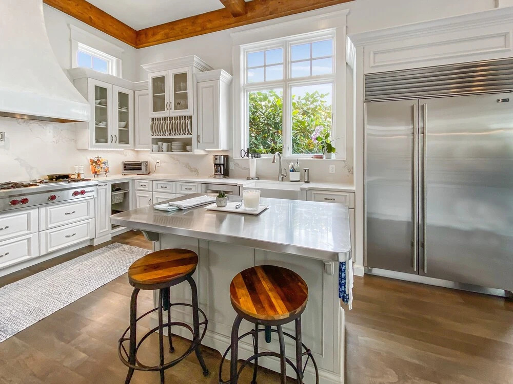 The At Rosemary 4 Bedroom Home by Redawning