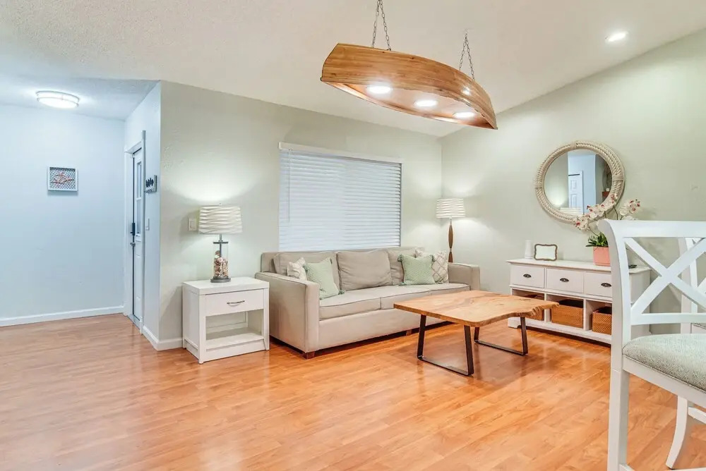 Charming Largo Home w/ Private Pool: 1 Mi to Beach