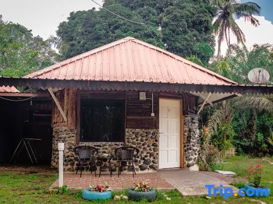 Timba Garden Semporna Free Town / Jetty Transport
