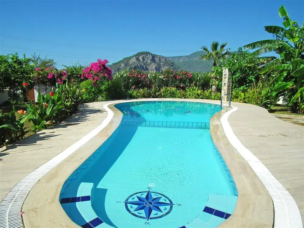 Iris Villa