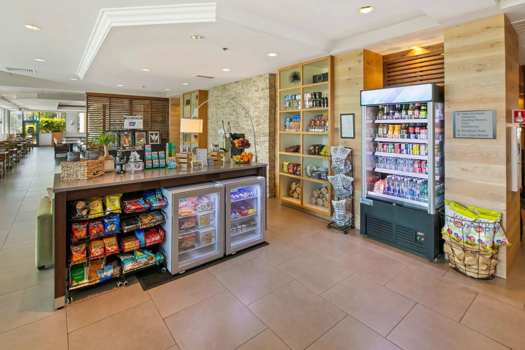 Country Inn & Suites by Radisson, San Diego North, CA