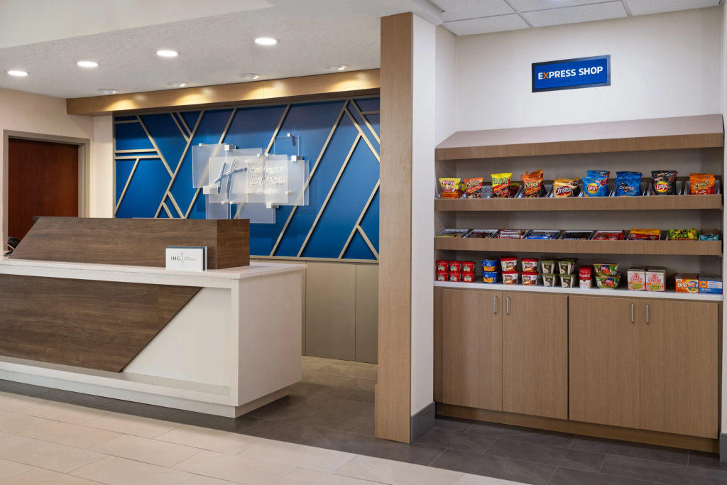 Holiday Inn Express & Suites Midwest City by IHG