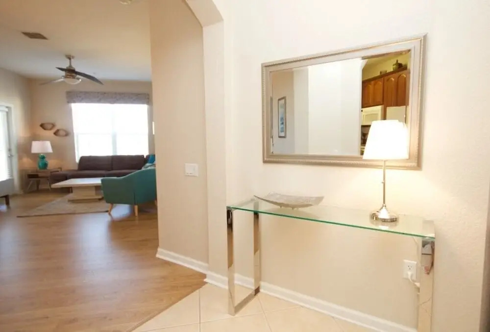 Executive Penthouse 3 Bedroom Condo by RedAwning