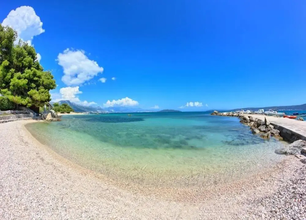 Villa in Ka tel Novi near Beach