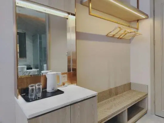 Zhangzhou Happiness Hotel (Gucheng Niuzhuang Branch)
