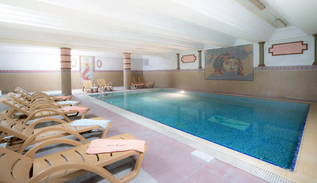 Blue Star Hotel