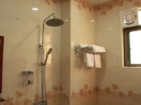 Dongxing Xinghai Hotel
