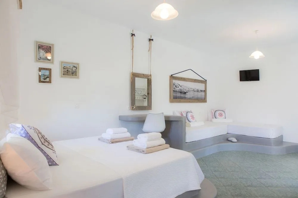 Palatiana Agriturismo-Philoxenia Cottages Retreat
