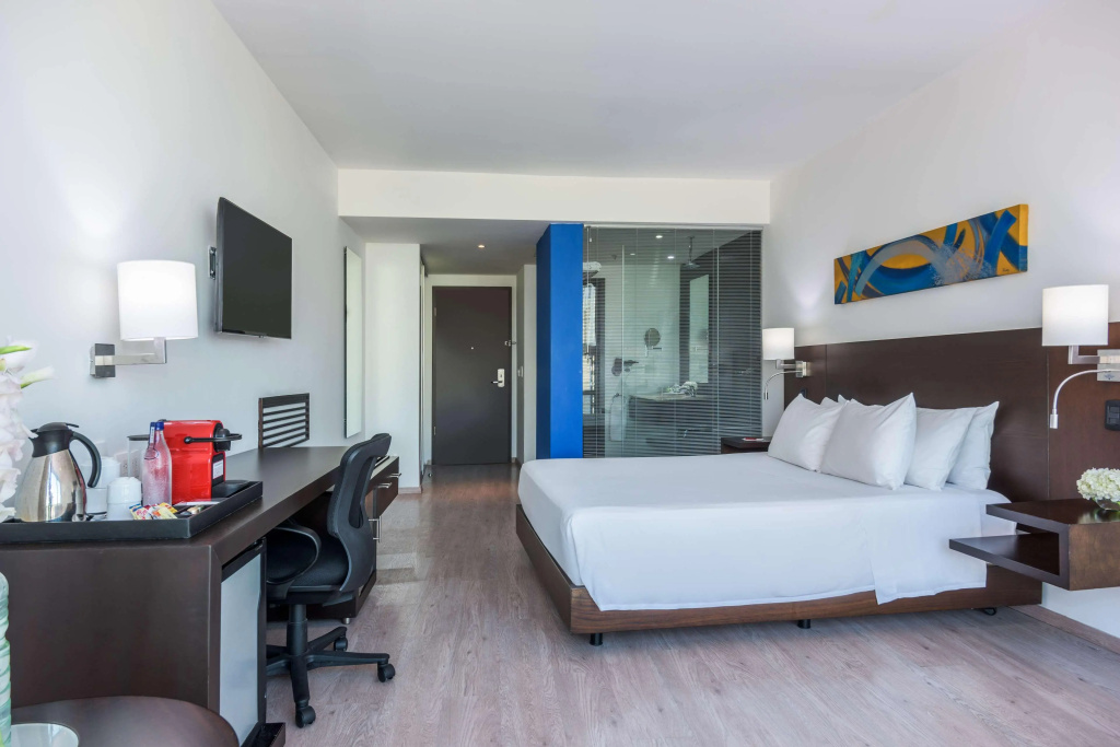 NH Collection Royal Smartsuites