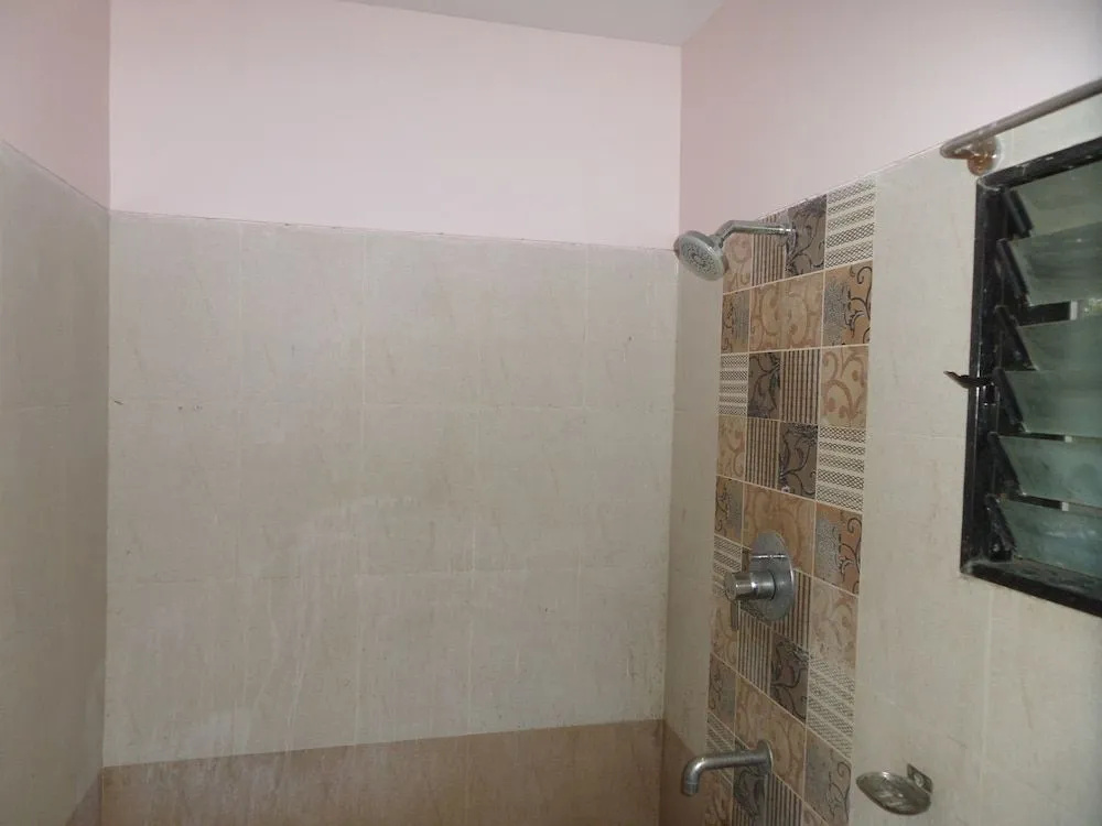 Hotel Amit Plaza