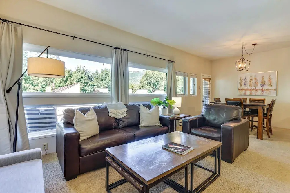 East Vail Condo w/ Pool, Hot Tub, & Free Bus Stop