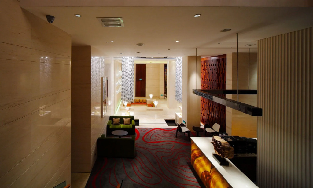 DW Hotel