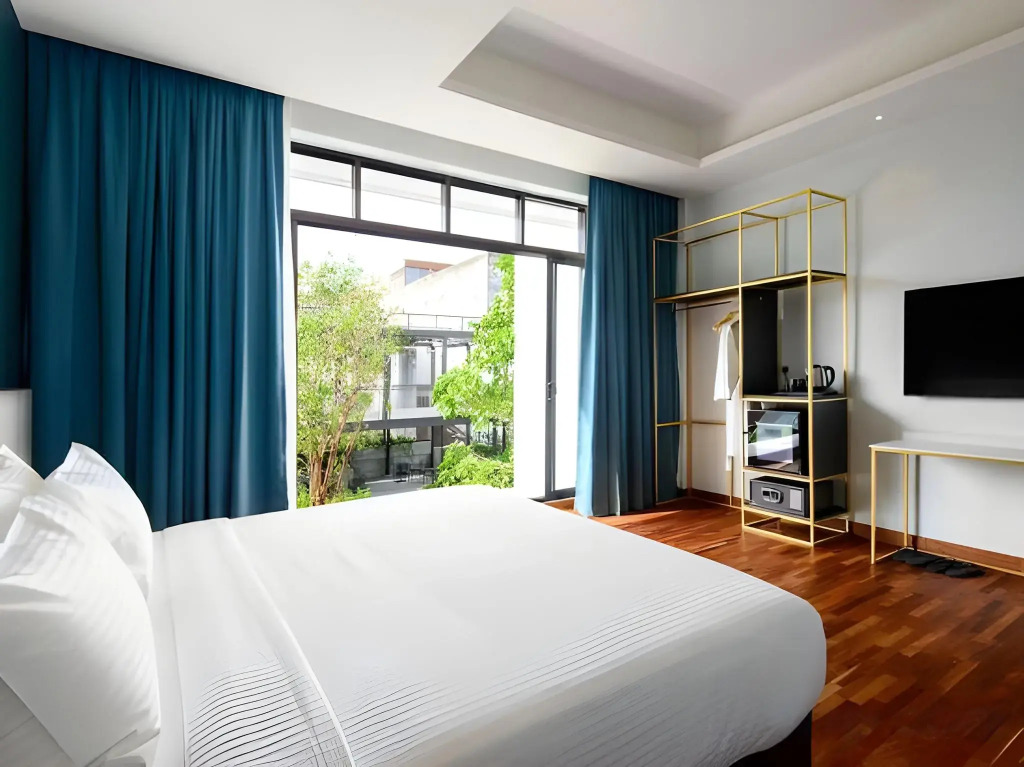 SAVV HOTEL