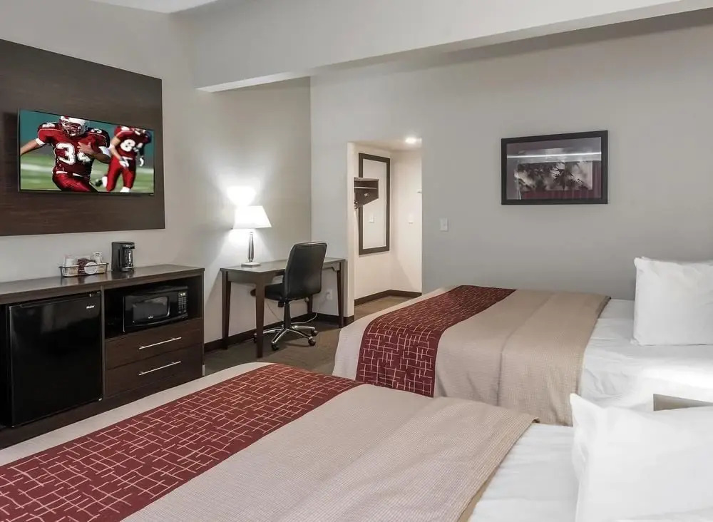 The V Motel