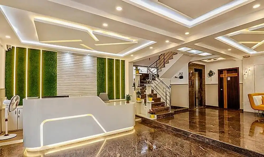 Fabhotel Marella Suites