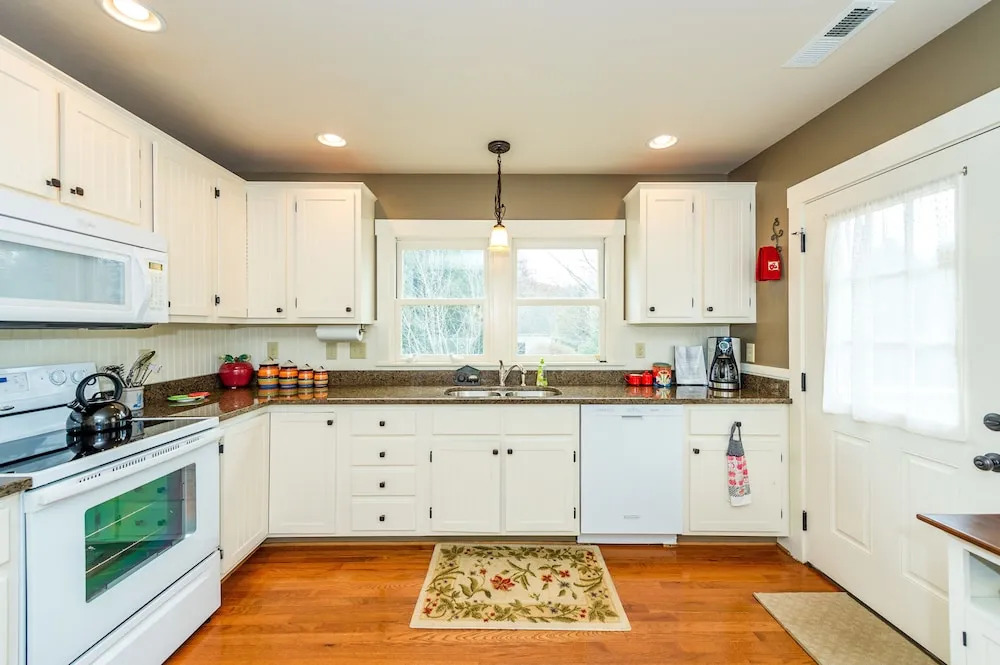 205 Kerlee Heights Home