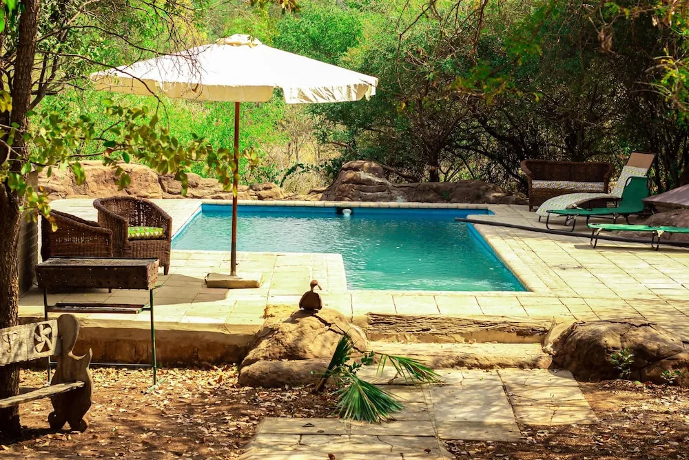 3 Bedroom House Sleeps 6, Mini Bar, Free Parking