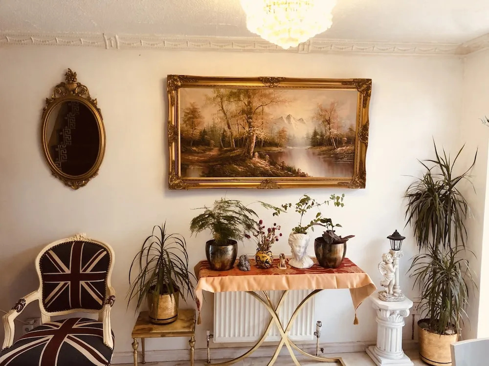 Centrally Located 4 Bedroom House