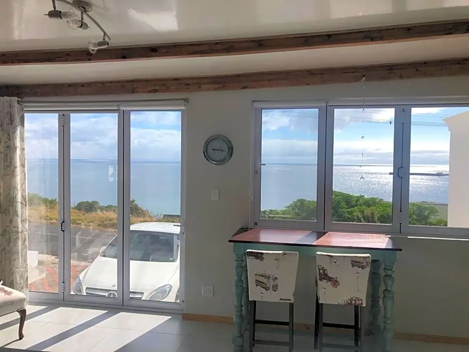 Blue Bay Studio Bayview