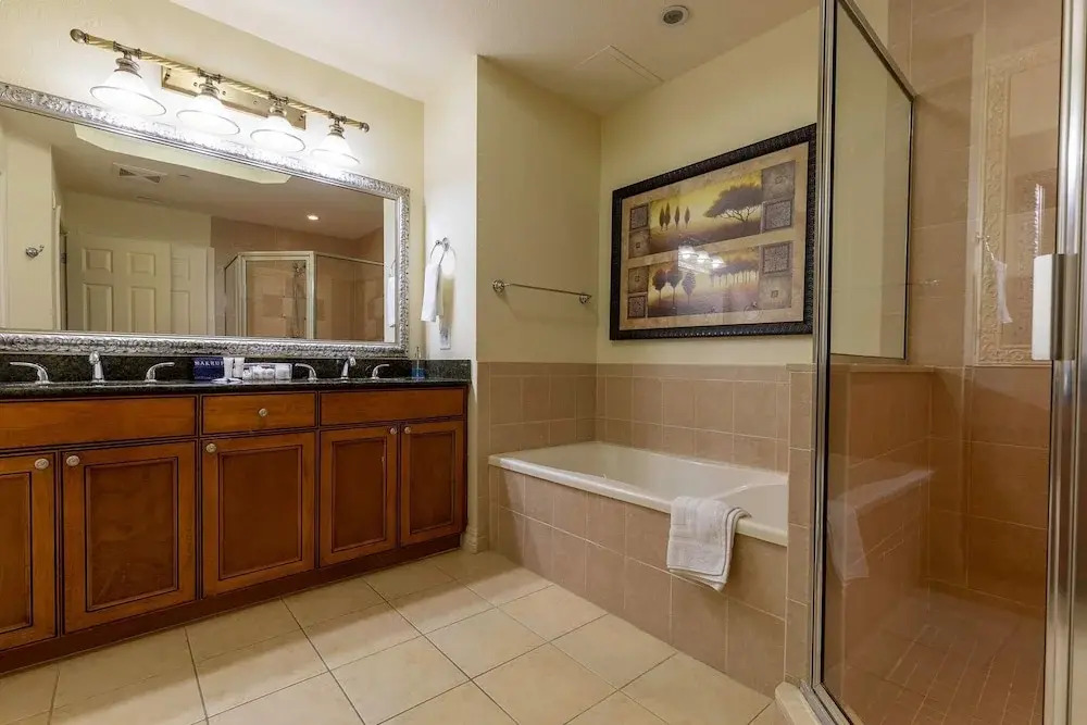 3BR Family Apartment for 8 Peaceful Residential Retreat