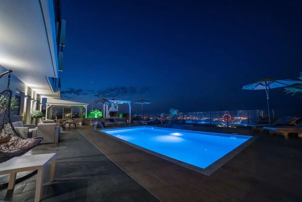 Villa Constandinos - Private Pool - Sleeps 8