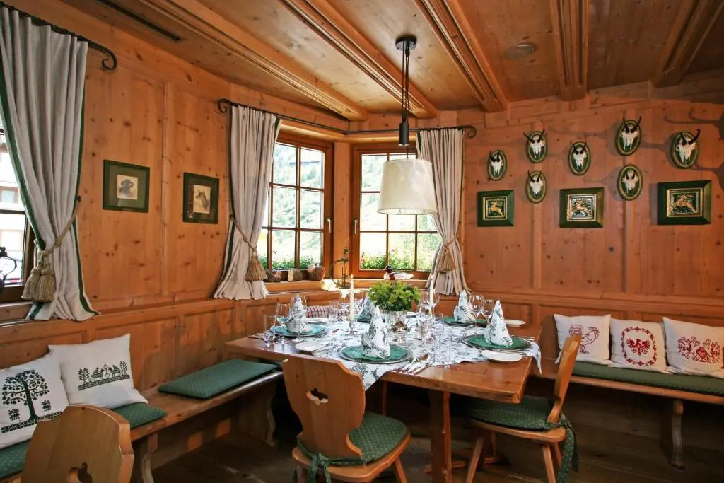 Hotel Enzian & Apartmenthotel Johannes