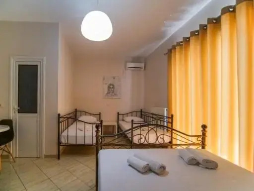 Vironas Rooms
