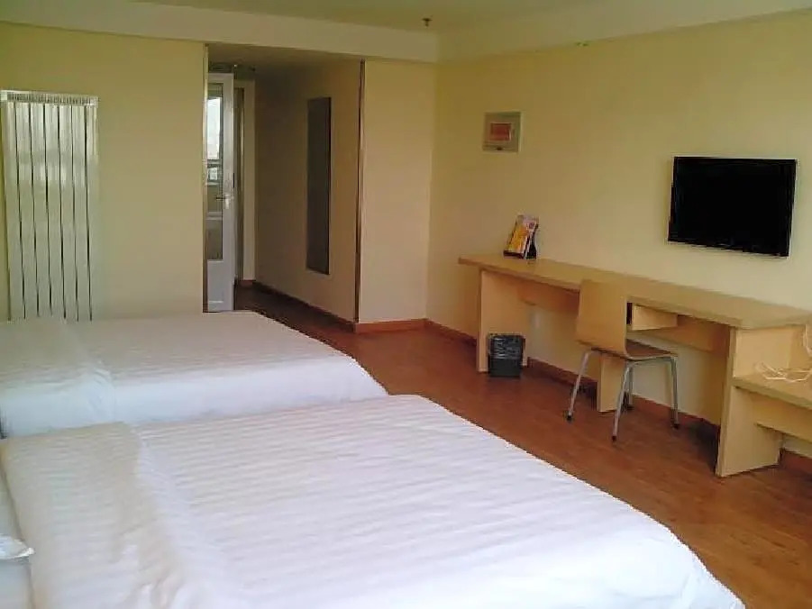 7 Days Inn Chongqing Dianjiang Changan New Culture City