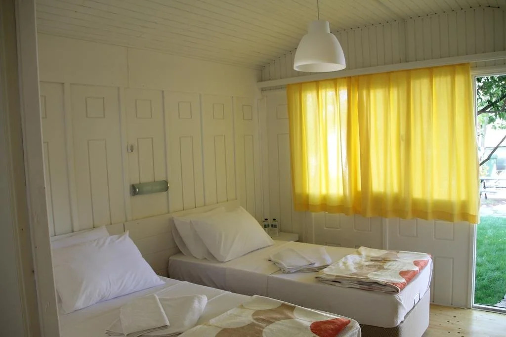 Defne Pension