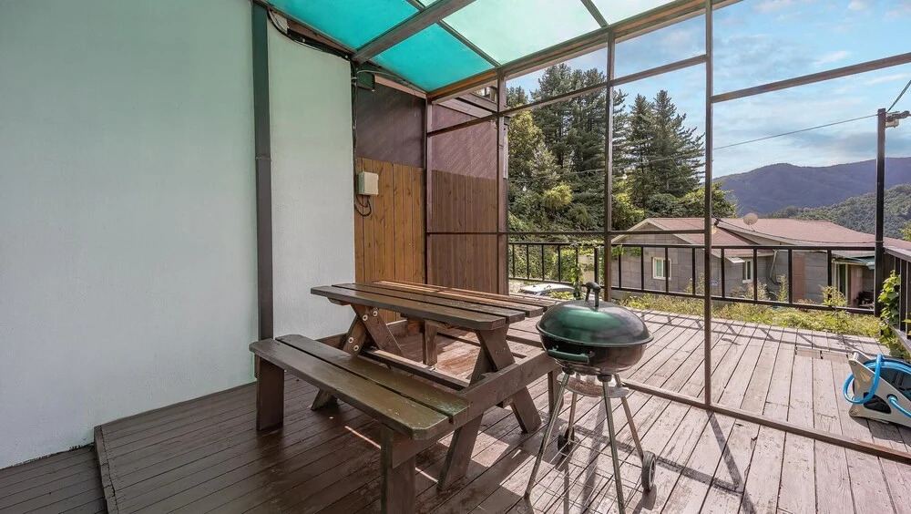 Gapyeong Topclouds Pet&spa Pension