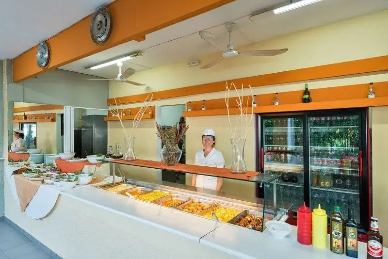 Niforeika Beach Hotel & Bungalows