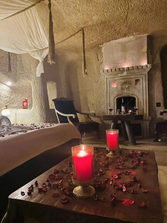 Ela cave house