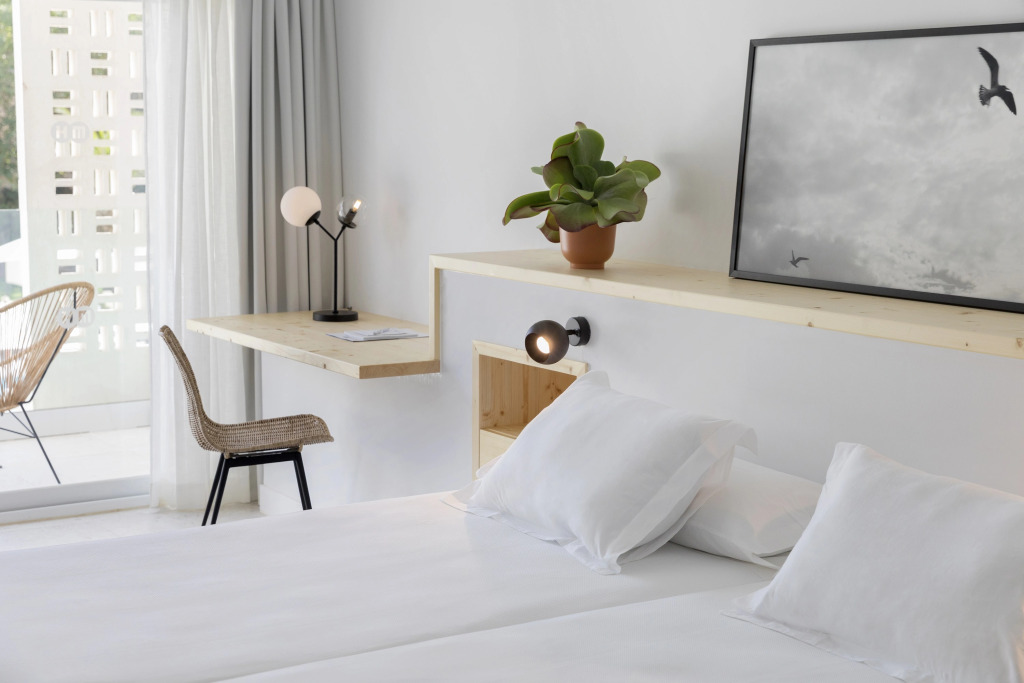 HM Ayron Park