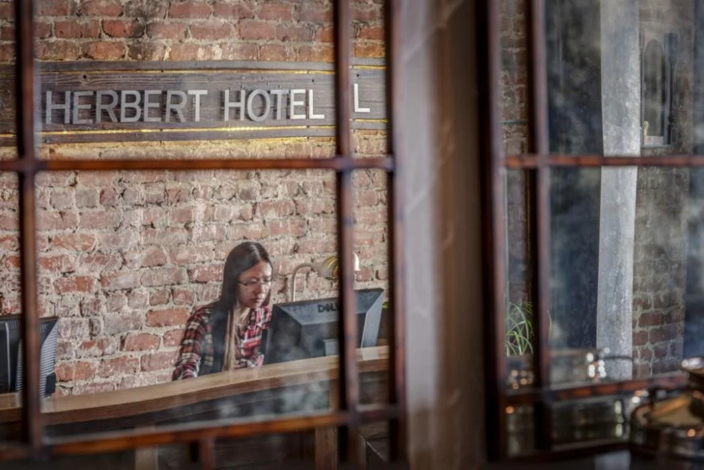 Herbert Hotel