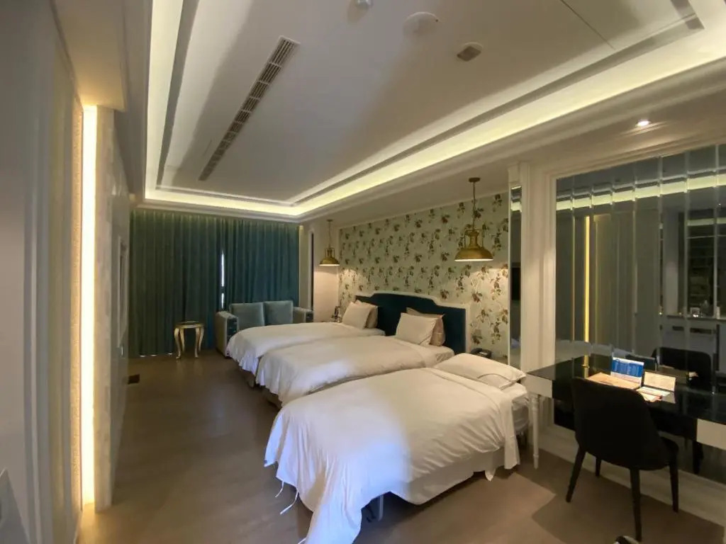 U-Her Hotel