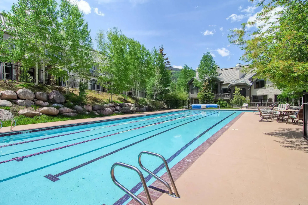Highlands Lodge