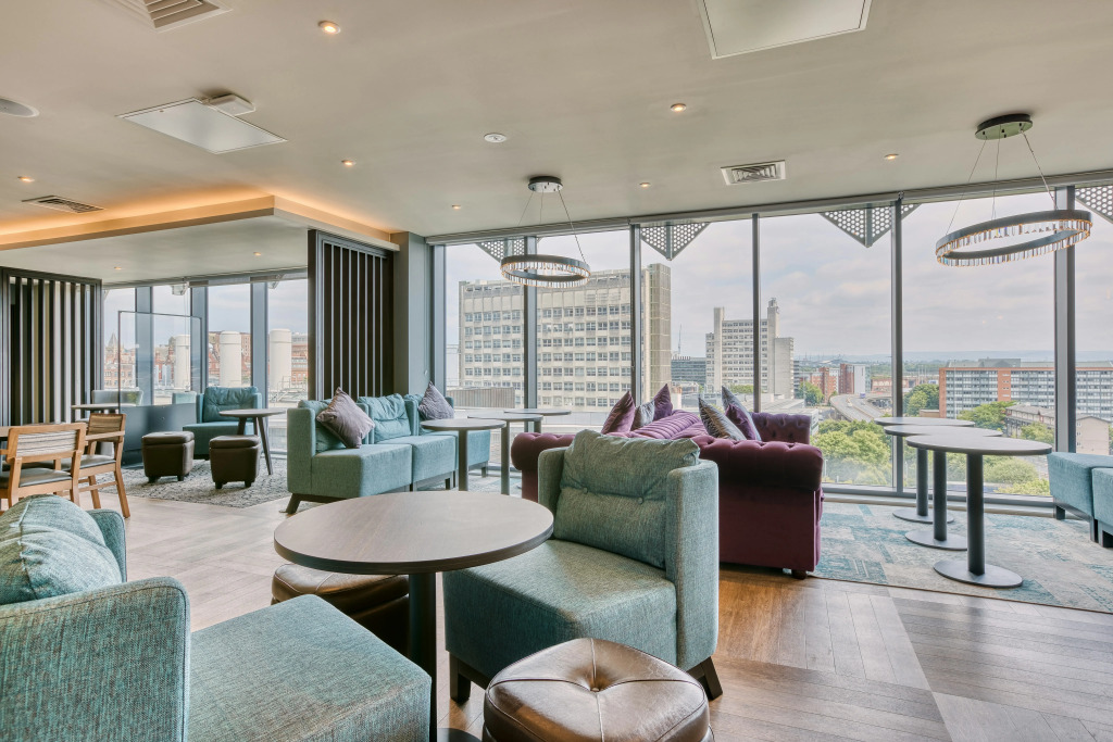 Premier Inn Manchester City Centre (Princess Street)