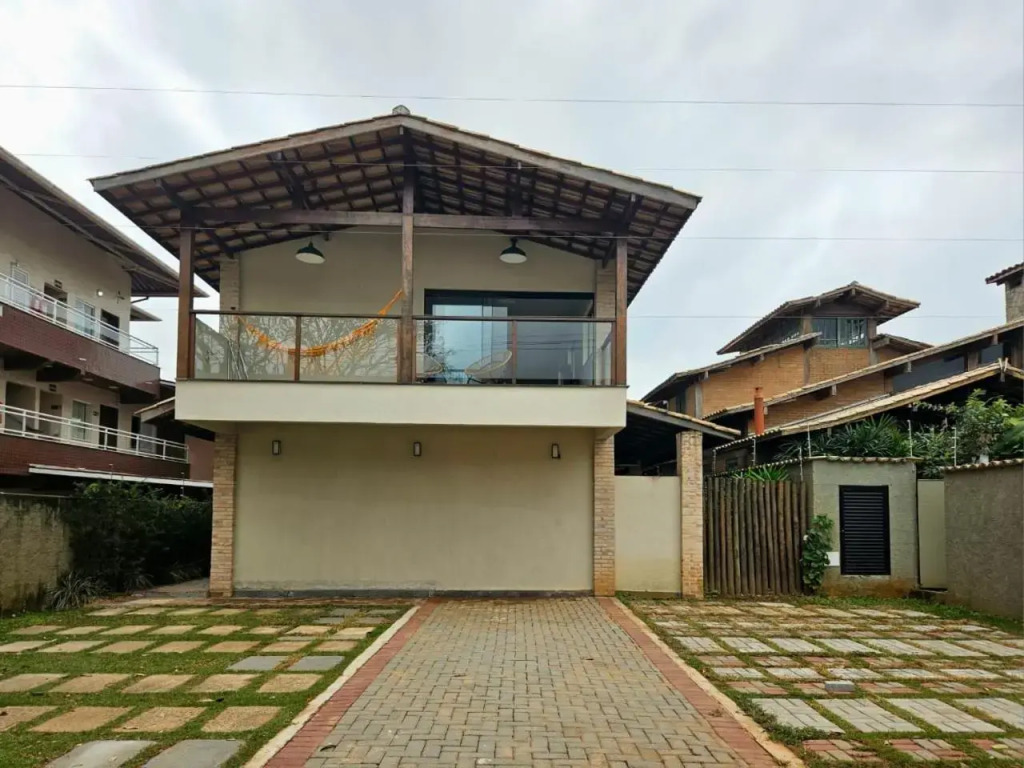 Pg1: Apto Na Frente Da Praia Com Cozinha E Garagem