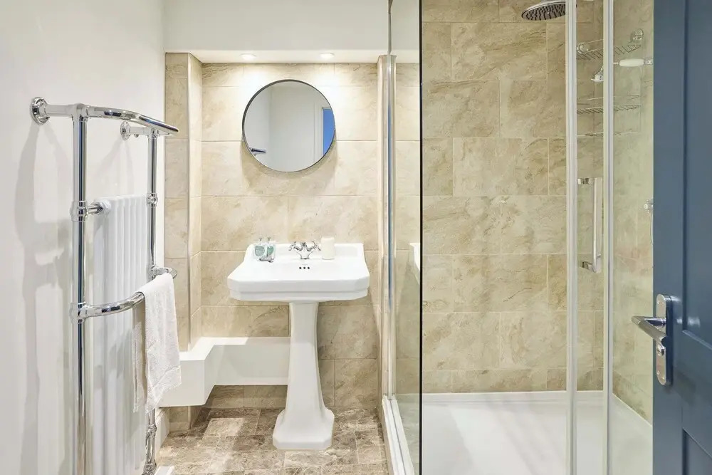 Host Stay The Langley Hotel Apartment 11