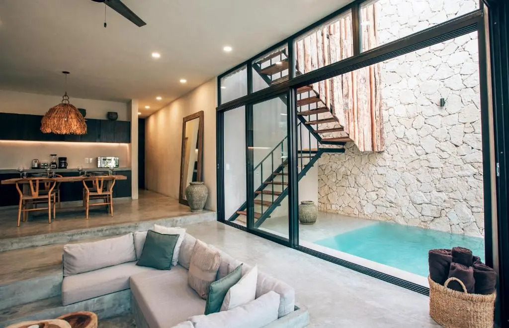 Luxury Jungle Villa-Pvt Pool -100mbs- Concierge 8A