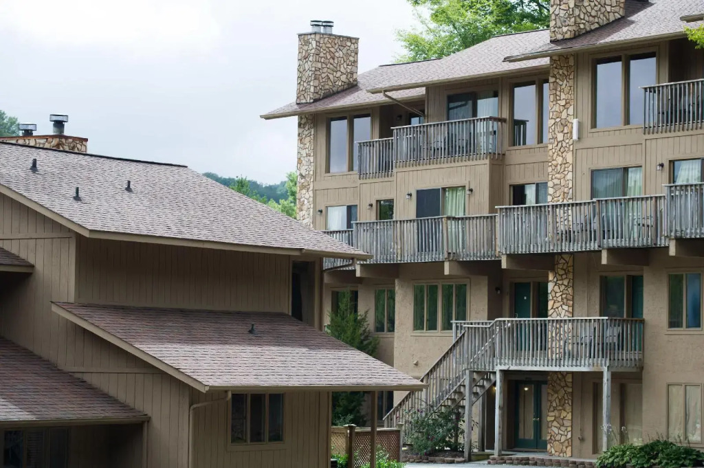 Bluegreen Vacations Blue Ridge Village, an Ascend Collection Resort
